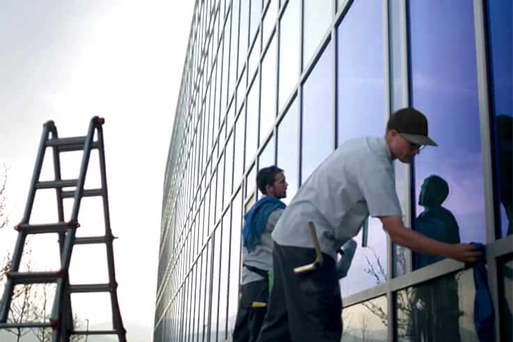 rezidans cam temizleme